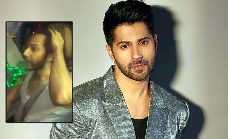 স্যান্ডো গেঞ্জি পরে বের হয়ে বিপাকে বরুণ ধাওয়ান