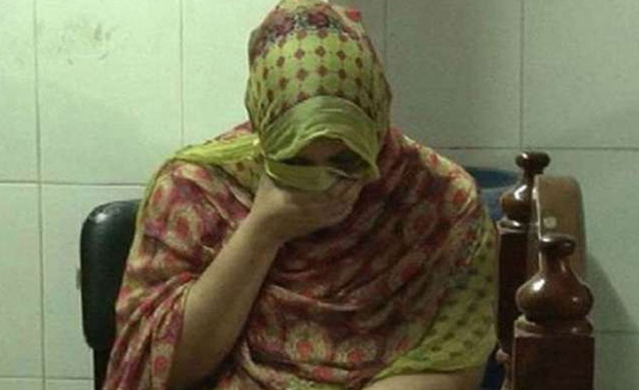 বোয়ালমারীতে প্রলোভনে গৃহবধূকে ভাগিয়ে নিয়ে অনৈতিক কাজের অভিযোগ