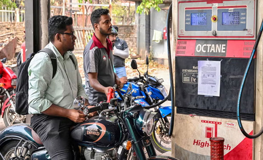 বিশ্বে তেল-শূন্য প্রথম দেশ হওয়ার ঝুঁকিতে বাংলাদেশ