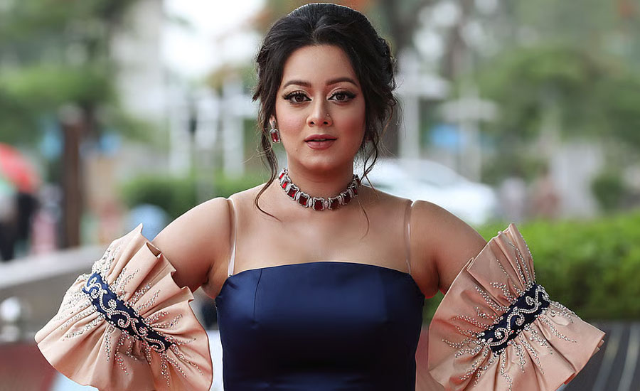 দীঘির ‘বিদায়’