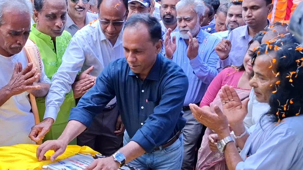 সনাতন ধর্ম্মালম্বীগণ নির্ভয়ে ধর্ম-কর্ম পালন করুন : ব্যারিস্টার কায়সার কামাল