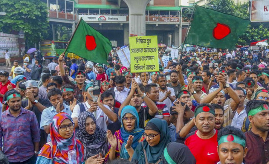 সরকারি চাকরিতে প্রবেশের নতুন বয়স নির্ধারণ