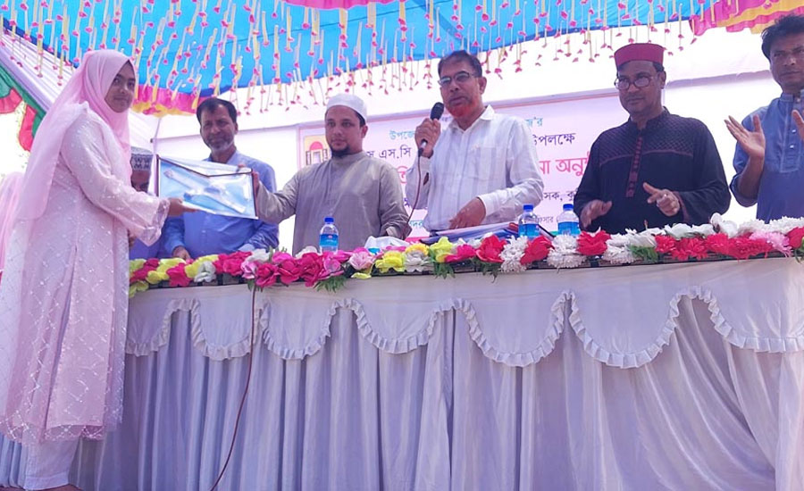 নাগেশ্বরীতে এসএসসি পরীক্ষার্থীদের বিদায় ও কৃতি শিক্ষার্থীদের সংবর্ধনা