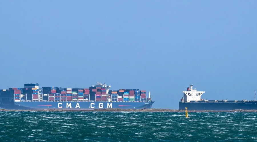 হরমুজে জাহাজ চলাচল এখনো স্বাভাবিক হয়নি