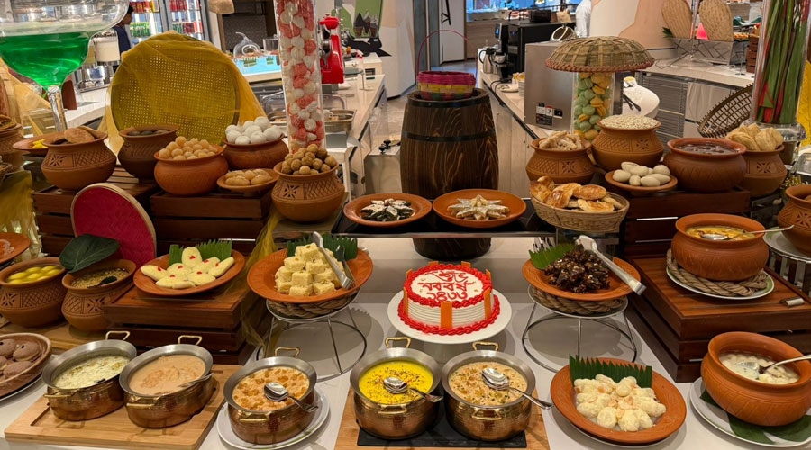 ক্রাউন প্লাজা ঢাকায় বৈশাখী মেলা ও খাদ্য উৎসব ‘এসো হে বৈশাখ’