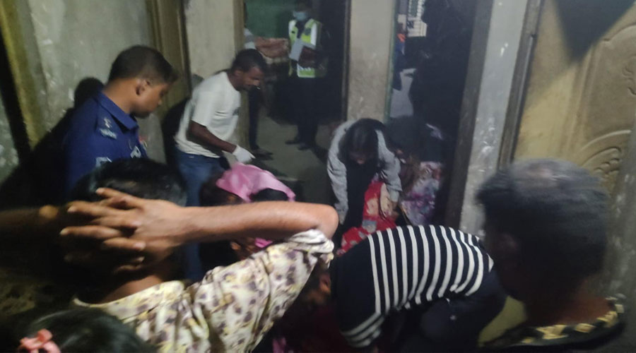 নরসিংদীতে এক গৃহবধূকে হত্যার অভিযোগ ওঠেছে