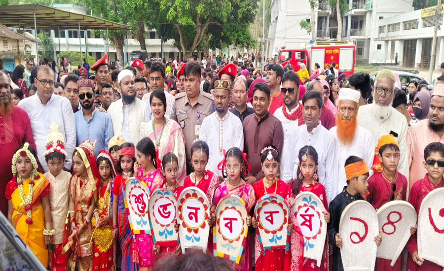 আলফাডাঙ্গায় বর্ণাঢ্য আয়োজনে বাংলা নববর্ষ বরণ: বারাসিয়া নদীর তীরে ঐতিহ্যের জয়গান