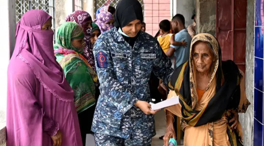 বাংলাদেশ নৌবাহিনীর বিনামূল্যে চিকিৎসা সেবা