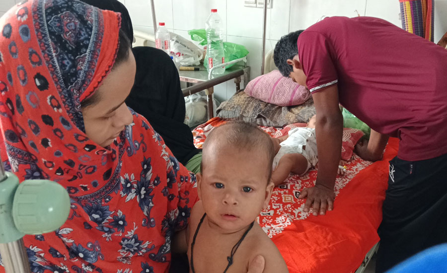 শহীদ তাজউদ্দীন আহমদ মেডিকেল কলেজ হাসপাতালে নতুন ২৩ শিশুসহ ২৮৭ জন হাম রোগী ভর্তী