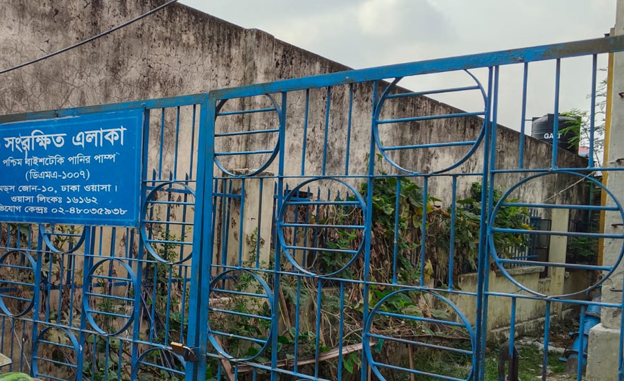 রাজধানীর মিরপুর ১৩ এর বাইশটেকী এলাকায় (ওয়ার্ড নং ৪) প্রায় দুই মাস ধরে ভয়াবহ পানির সংকট 
