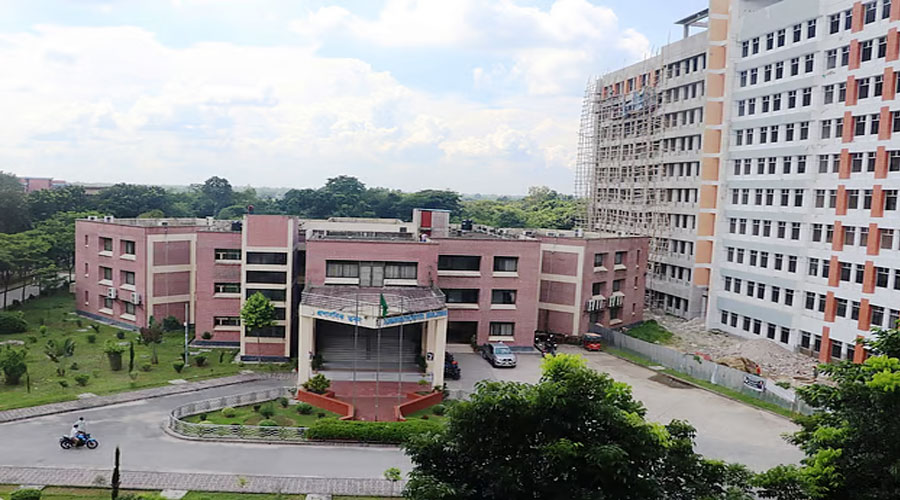 দেশ–বিদেশে ছড়িয়ে আছেন দিনাজপুরের এই বিশ্ববিদ্যালয়ের শিক্ষার্থীরা