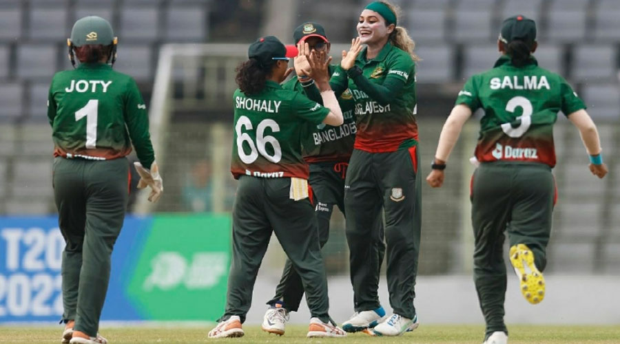 রাজশাহীর ঐতিহাসিক দিনে রেকর্ড জয় বাংলাদেশের