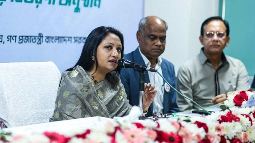 ফ্যামিলি কার্ড বিতরণে কোনো রাজনৈতিক হস্তক্ষেপ থাকবে না: সমাজকল্যাণ প্রতিমন্ত্রী