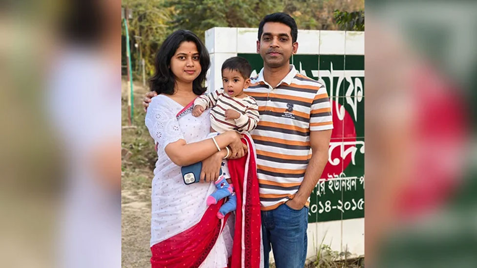 রাতের বাসে চট্টগ্রাম থেকে কুমিল্লা রওনা দেওয়া কাস্টমস কর্মকর্তার মরদেহ মিলল ফুটপাতে