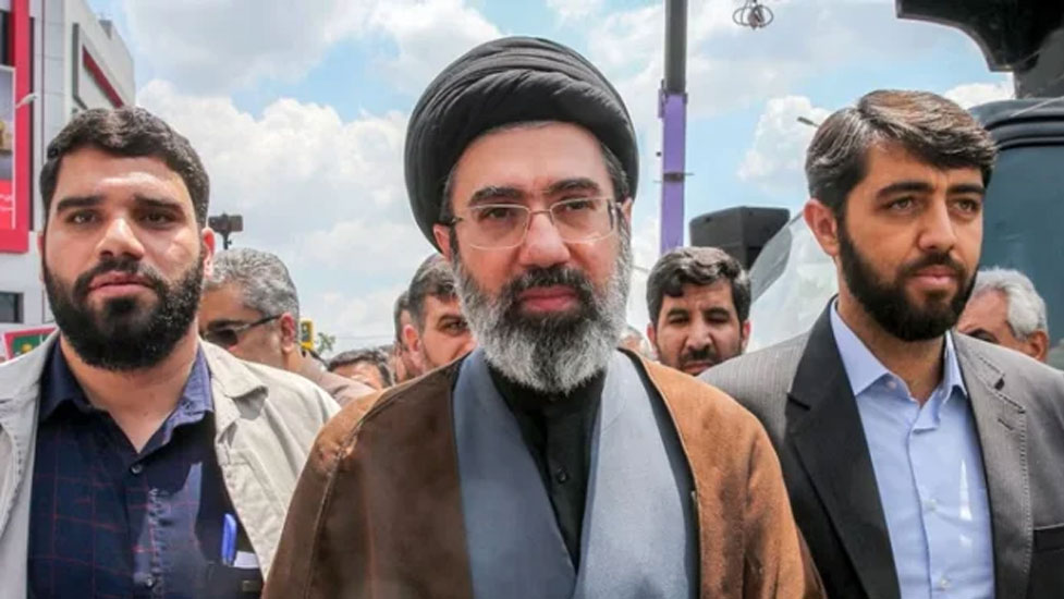 ইরানের অদৃশ্য নেতৃত্বে কারা?