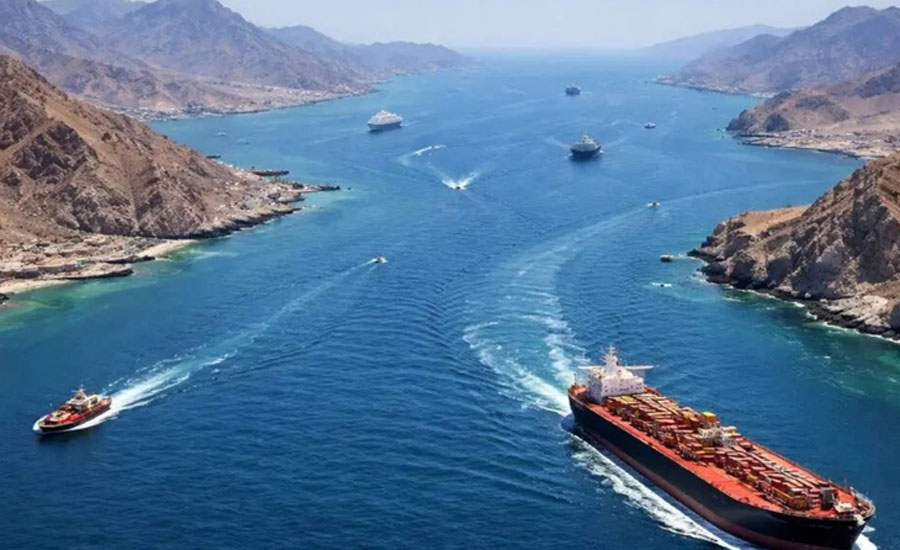 হরমুজ প্রণালি খুলতে যুক্তরাষ্ট্রকে নতুন শর্ত দিল ইরান