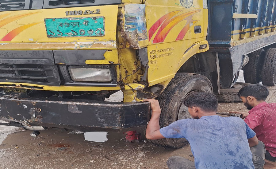 শ্রীপুরে ট্রাক–সিএনজি সংঘর্ষে আহত-৫ পরীক্ষার্থী, ট্রাকসহ চালক আটক