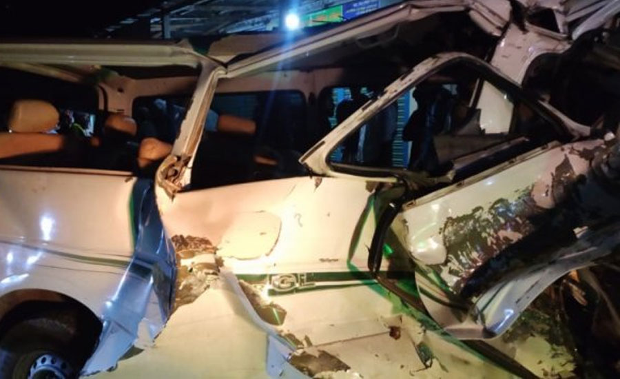 কুড়িগ্রামে ট্রাক-মাইক্রোবাস সংঘর্ষে নিহত ৩