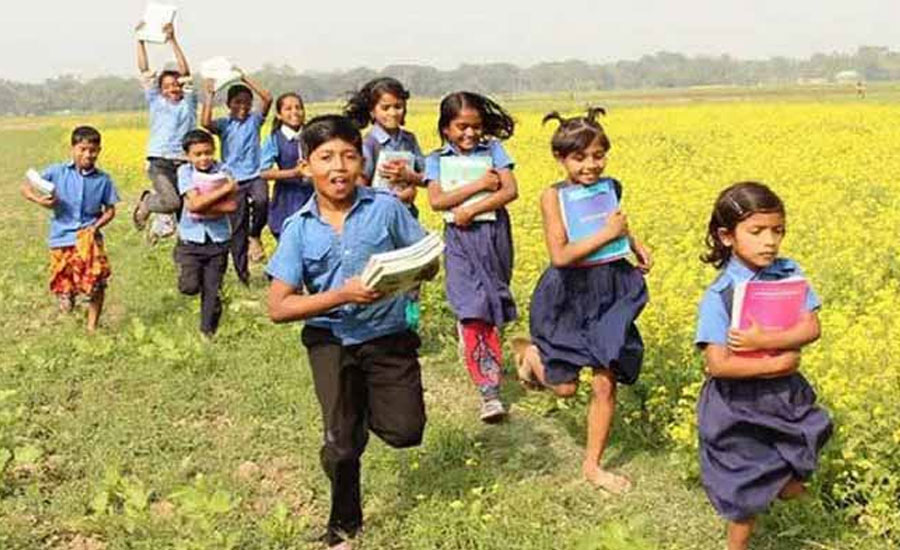 জুলাই থেকে বিনামূল্যে স্কুলড্রেস দেবে সরকার 