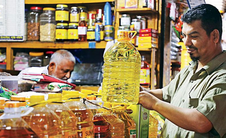 সয়াবিন তেলের দাম লিটারে বাড়ল ৪ টাকা
