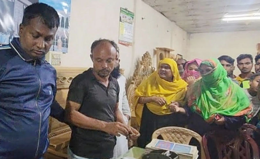 গরুর মাংসের আড়ালে ঘোড়া জবাই: শ্রীপুরে ভ্রাম্যমাণ আদালতের অভিযান, কারাদণ্ড ও জরিমানা