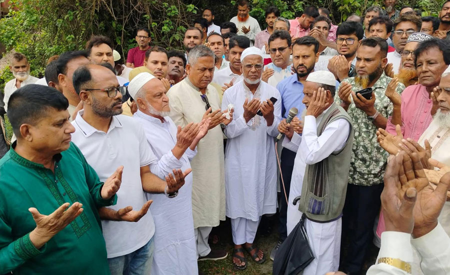 জলাবদ্ধতা নিরসন ও কৃষিতে গতি ফেরাতে শ্রীপুরে দুই খাল পুনঃখনন কাজের উদ্বোধন