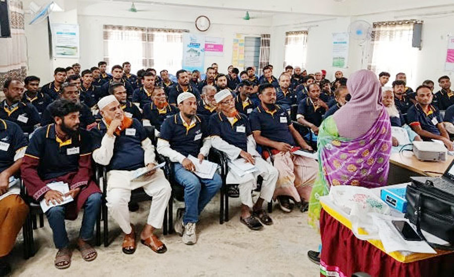 মাছের অধিক ফলন ও লাভজনক চাষে ব্র্যাক ফিশারিজ এন্টারপ্রাইজের প্রশিক্ষণ