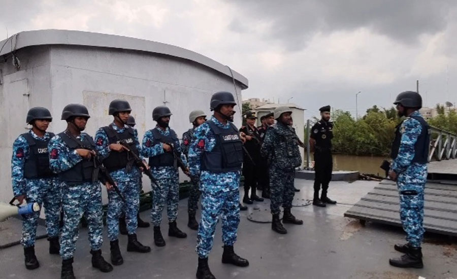 সুন্দরবনে জলদস্যু আলিম বাহিনীর সদস্যরা   দুই বনজীবিকে অপহরন করেছে 