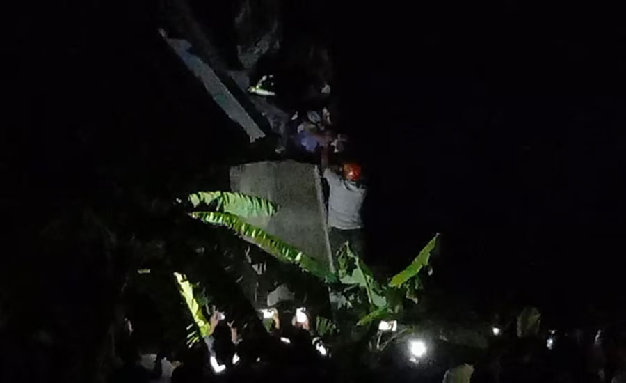 প্রেমিকার সঙ্গে বিচ্ছেদের পর ৪৬০ ফুট টাওয়ারে উঠে আত্মহত্যার চেষ্টা তরুণের, দীর্ঘ চেষ্টায় উদ্ধার