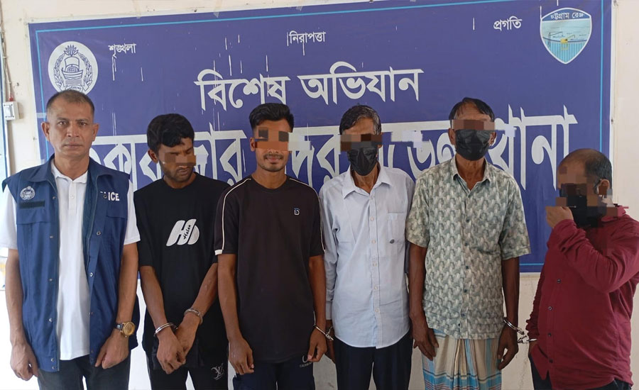 অপরাধ দমনে কক্সবাজার সদর মডেল থানা পুলিশের বিশেষ অভিযান চলছে