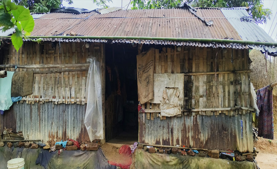 দেশ বদলায়, মানুষ বদলায়—তবুও বদলায় না ৮০-তে পা রাখা ছাহেরা বেগমের দুঃখভাগ্য