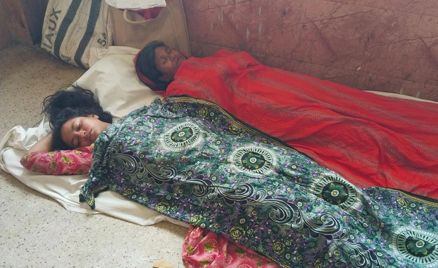কুড়িগ্রামে আপন ভাইদের হামলায় গুরুতর আহত ৩ বোন হাসপাতালে চিকিৎসাধীন
