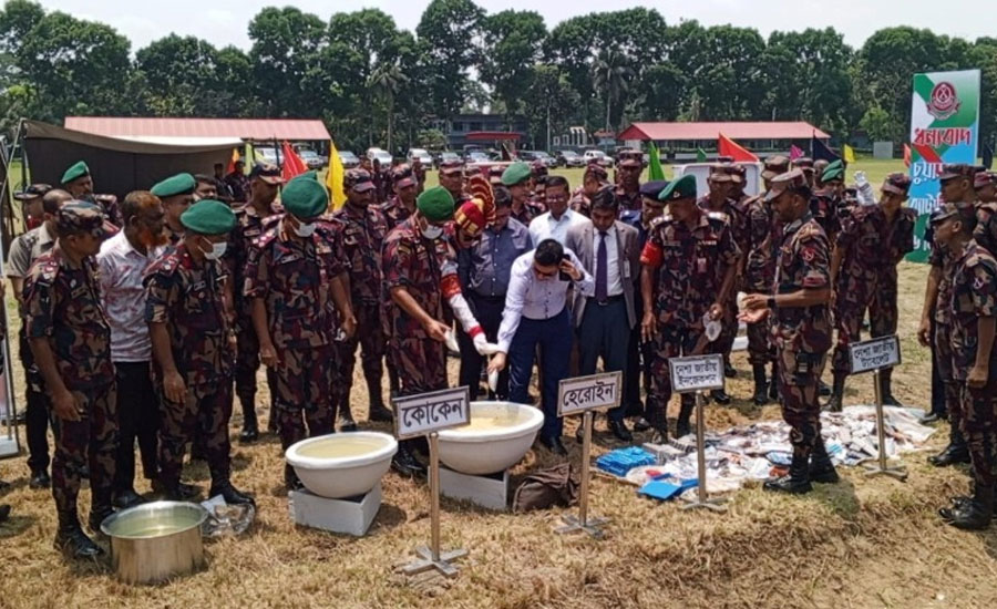 চুয়াডাঙ্গায় ৩ কোটি ১৮ লাখ টাকার মাদকদ্রব্য ধ্বংস