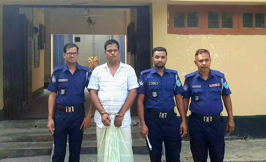 সন্ত্রাসবিরোধী আইনে চরভদ্রাসন উপজেলা যুবলীগের সাধারণ সম্পাদক খোকন গ্রেপ্তার