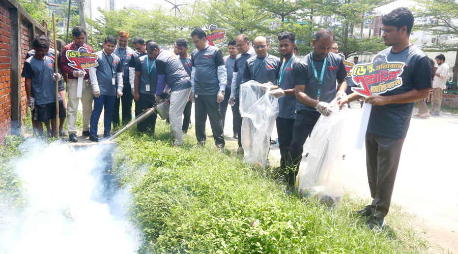 ডেঙ্গু প্রতিরোধে বসুন্ধরা এক্সট্রিম কেয়ারের “মশার বিরুদ্ধে এক্সট্রিম অভিযান”শুরু