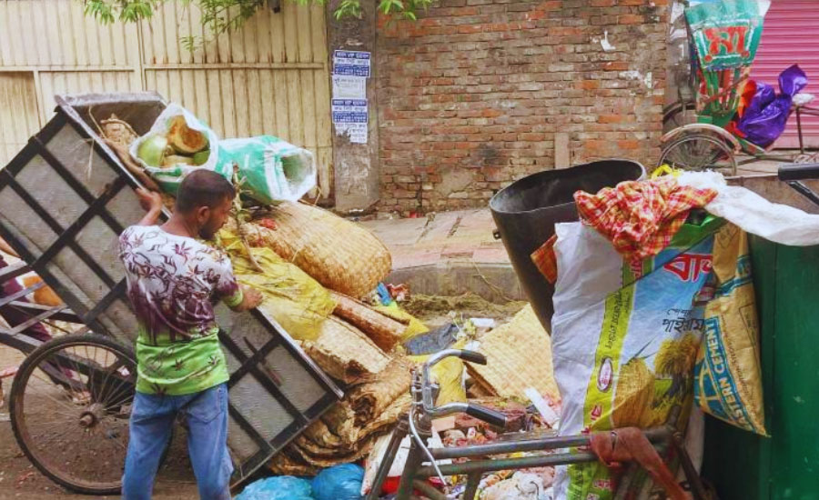 ১০০ টাকার বেশি ময়লার বিল নিলেই লাইসেন্স বাতিল