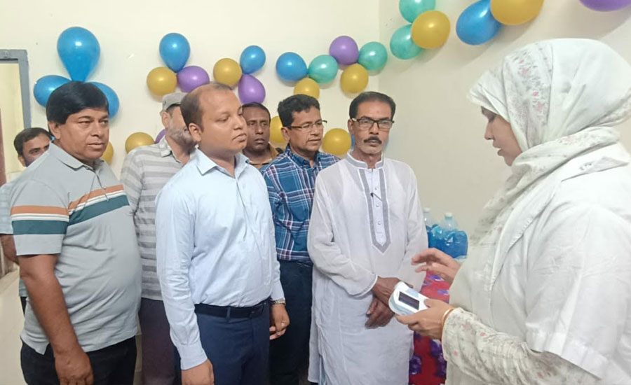 সাতক্ষীরার কালিগঞ্জে নলতা মা ও শিশু কল্যাণ  কেন্দ্রের ল্যাবরেটারি টেস্ট উদ্বোধন