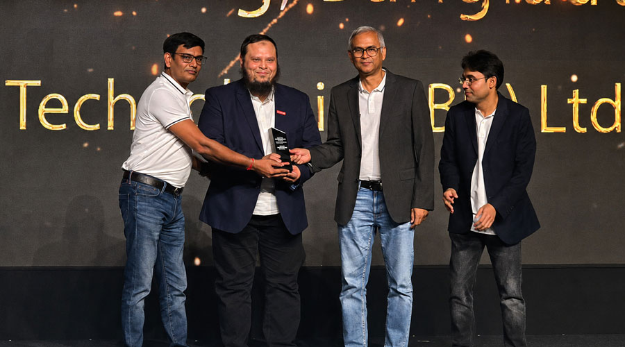 লেনোভোর ‘ডিস্ট্রিবিউটর এক্সিলেন্স অ্যাওয়ার্ড ২০২৫-২৬’ পেল স্মার্ট 
