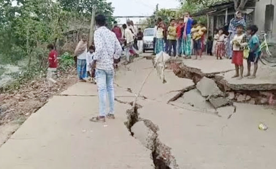 নাটিয়াপাড়া-দেলদুয়ার সড়কের বেহালদশা, চরম দুর্ভোগে এলাকাবাসী