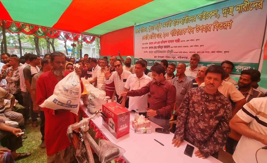 প্রশাসক বাপ্পির সংবর্ধনা অনুষ্ঠানে ঈদ সামগ্রী, সেলাই মেশিন, বাইসাইকেল বিতরণ অনুষ্ঠিত