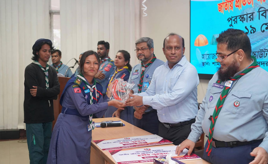 জাতীয় প্রতিভা অন্বেষণে মূকাভিনয়ে দেশসেরা সাতক্ষীরার জান্নাত আলম