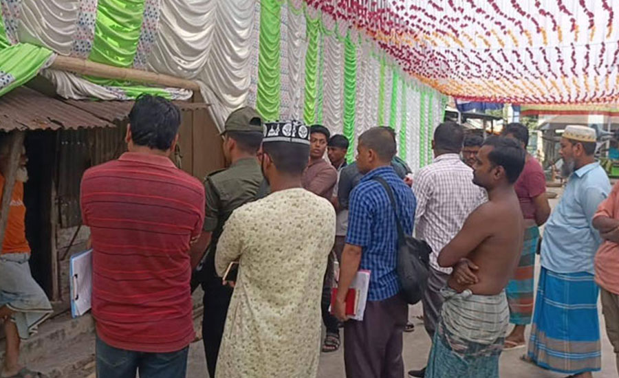 নেছারাবাদে তিন ব্যবসা প্রতিষ্ঠানকে জরিমানা