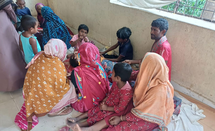 নাটোরের লালপুরে বজ্রপাতে ইটভাটা শ্রমিকের মৃত্যু, আহত ২ নারী