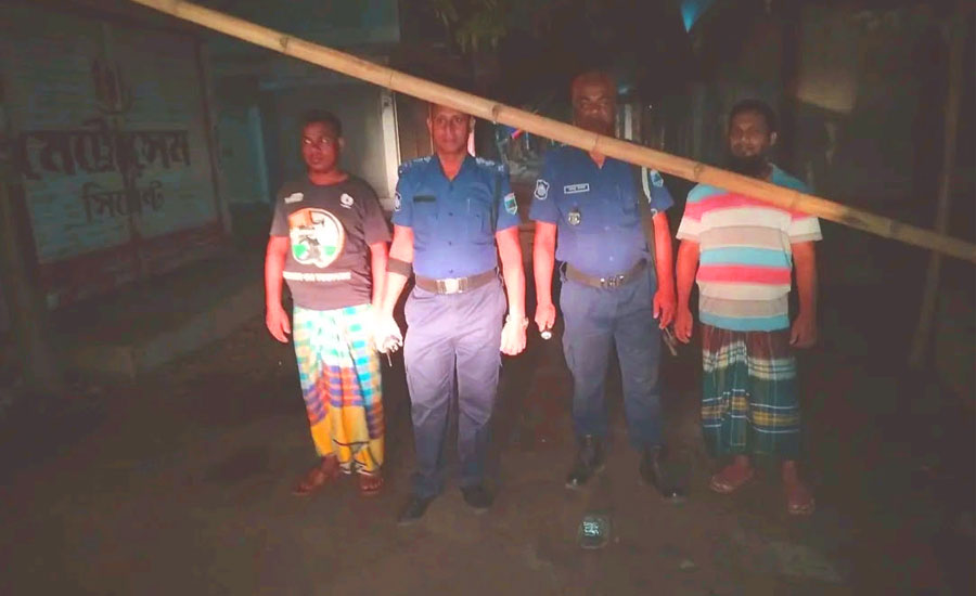 এনায়েতপুরে আইন-শৃঙ্খলা নিয়ন্ত্রণে পুলিশের বিশেষ উদ্যোগ