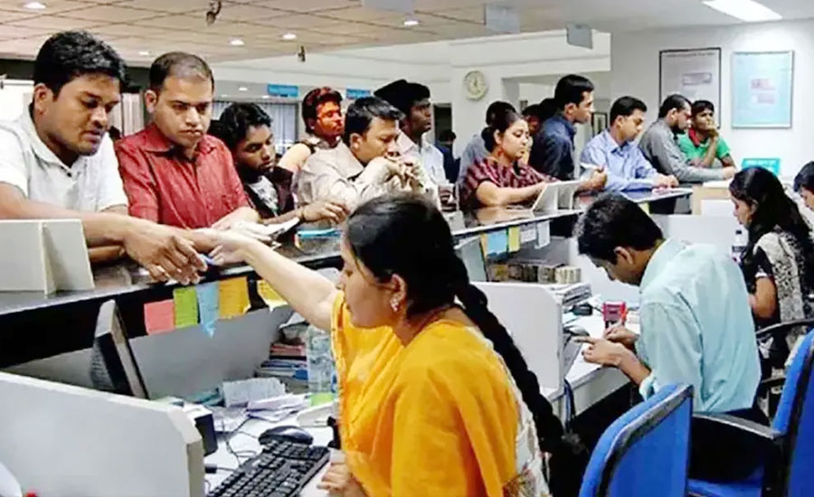 সরকারি চাকরিজীবীদের শেষ কর্মদিবস আজ, সোমবার থেকে শুরু টানা ৭ দিনের ছুটি