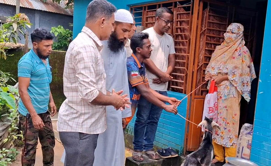 দুর্গাপুরের চার শহীদ পরিবার পেল ঈদ উপহার