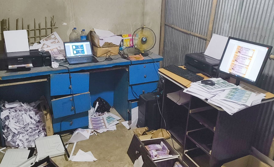 টেকনাফে ওয়াইফাই’র কাজের আড়ালে সক্রিয় জাল নোট সিন্ডিকেট গ্রেপ্তার ২