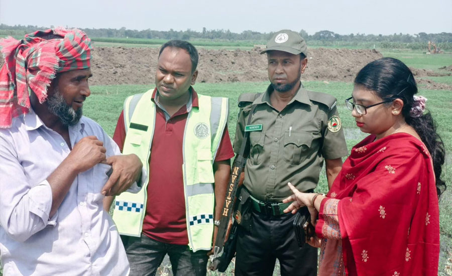 এমপির হস্তক্ষেপে বন্ধ হলো পুকুর খনন ৫০ হাজার টাকা জরিমানা 