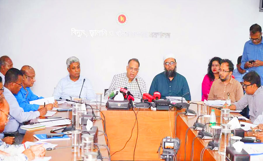 সাগরে গ্যাস তুলছে ভারত ও মিয়ানমার, বাংলাদেশ কেন পারছে না?