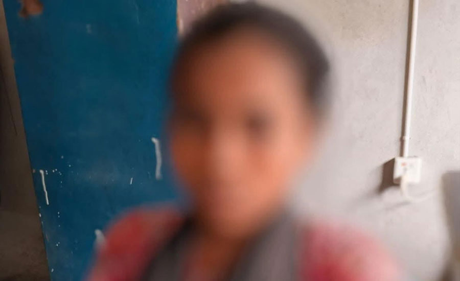 সরিষাবাড়ীতে ৭ম শ্রেণীর ছাত্রীকে ঘরে তুলে ধ/র্ষ/ণের অভিযোগ
